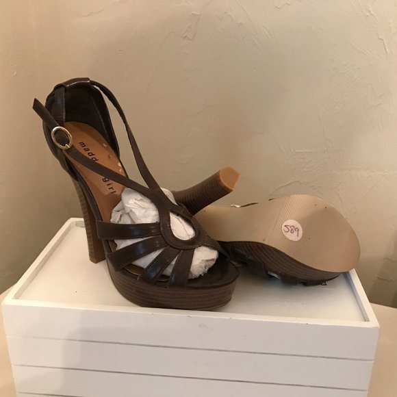 SOLD!! Host Pick🎉🎉Madden Girl Brown Platform Stilleto Heel Sandal 6 - Picture 6 of 6